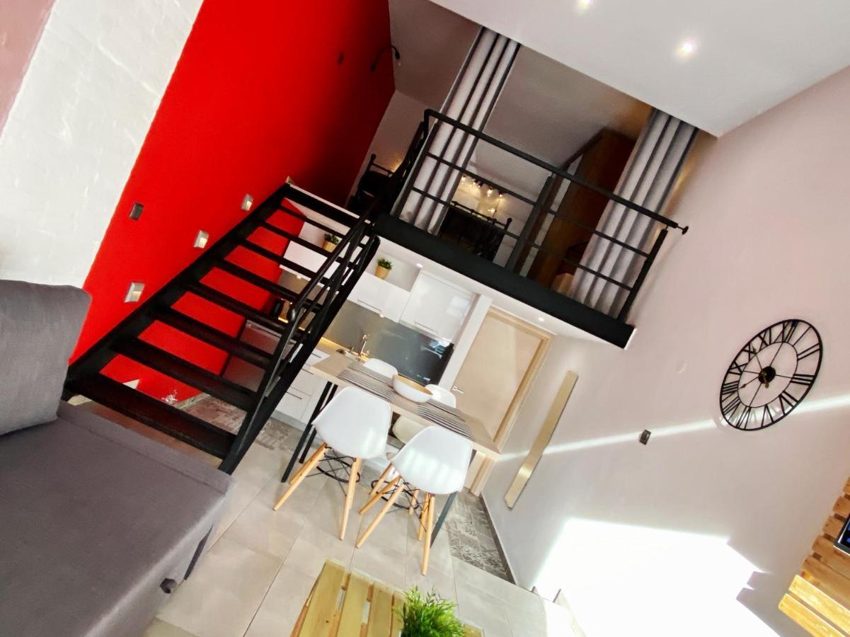 48 Downtown Lofts Διαμέρισμα Néa Péramos Εξωτερικό φωτογραφία