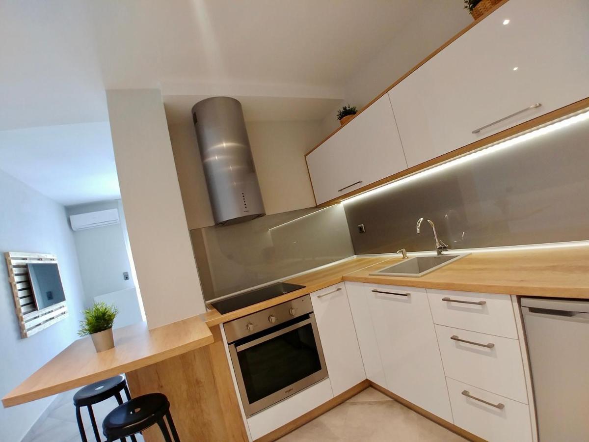 48 Downtown Lofts Διαμέρισμα Néa Péramos Εξωτερικό φωτογραφία